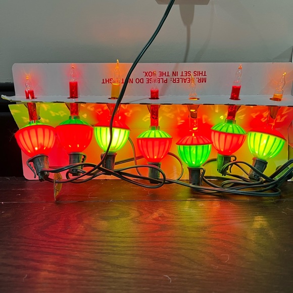 VINTAGE CHRISTMAS Bubbling 7 Light String Set - Picture 3 of 11
